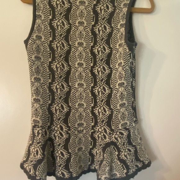 CABI knitt top - Picture 3 of 3